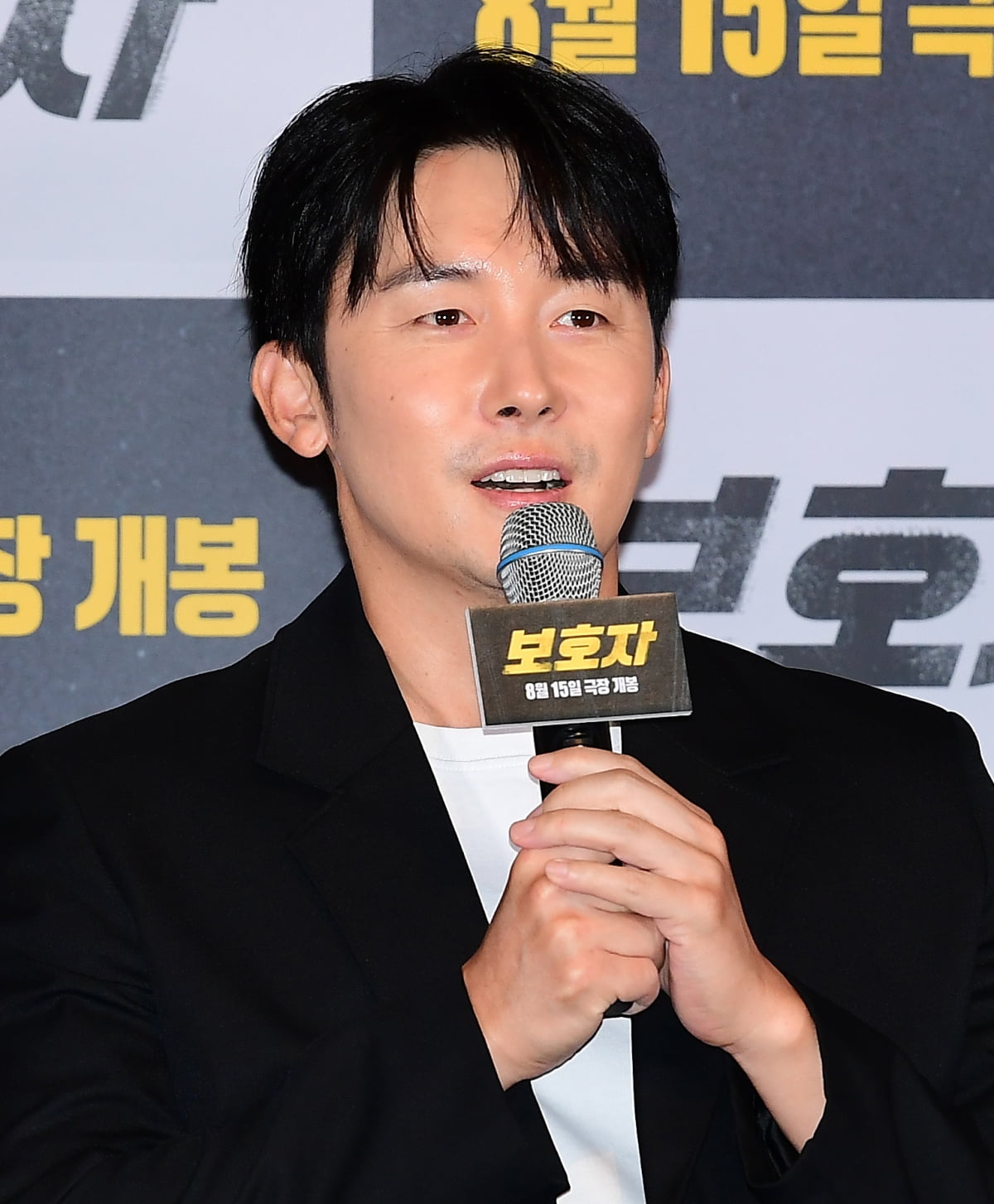 「初めての長編監督デビュー」チョン・ウソン「とても震える」