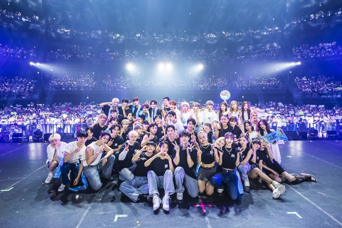 アルビダブルユー（RBW）、日ファミリーコンサート「Over the Rainbow」仕上げ