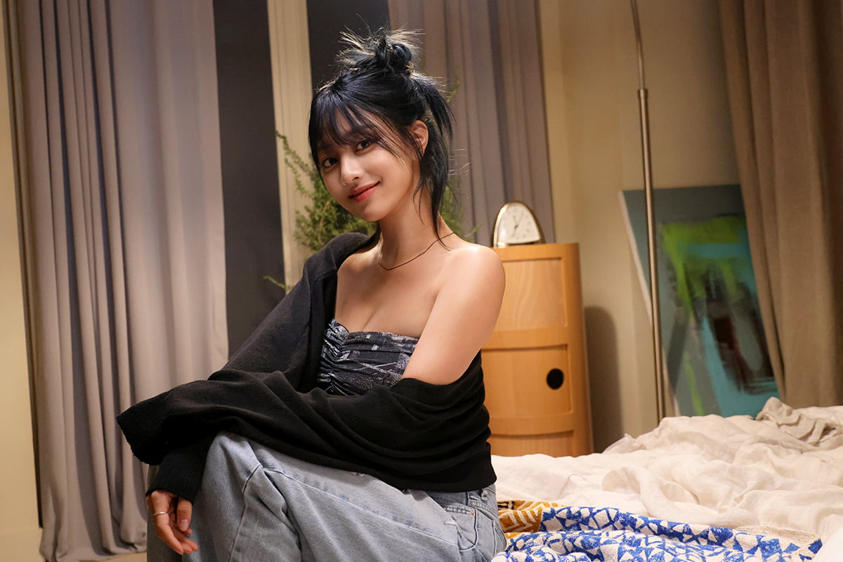 TWICEジヒョ、魅惑カリスマ「ホットガール」MVビハインド
