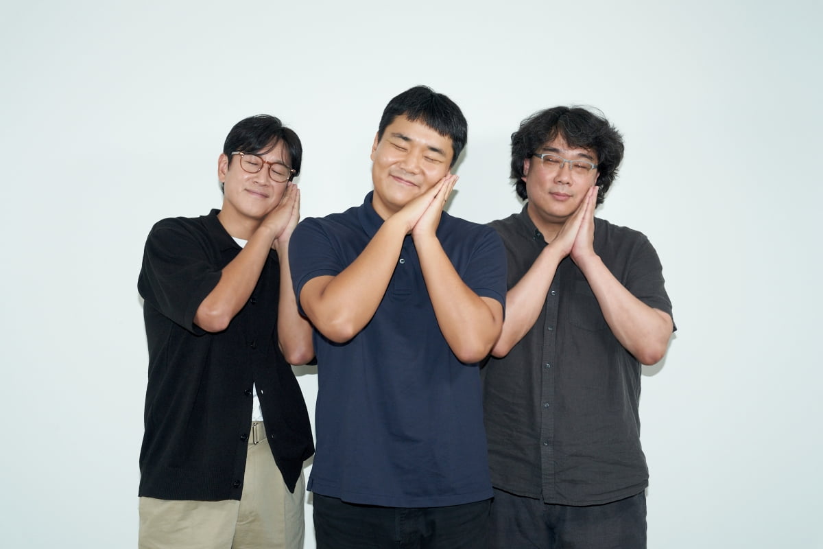 「眠り」、ボン・ジュノ監督のおすすめビデオを公開