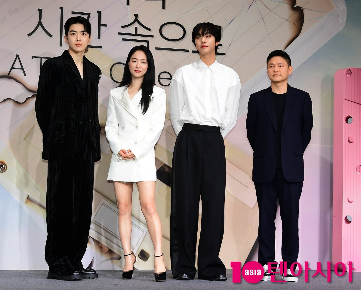 「あなたの時間に」アン・ヒョソプ、チョン・ヨビン、カン・フン、韓国のロマンス