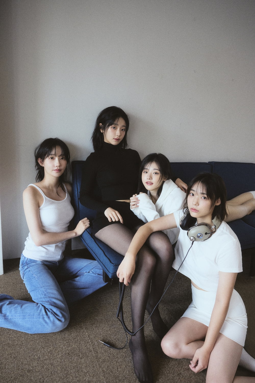 Girl band QWER enters Melon TOP 100