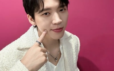 남우현, 노래·안무·비주얼 3박자 갖춘 첫 정규앨범 활동…"행복한 시간"