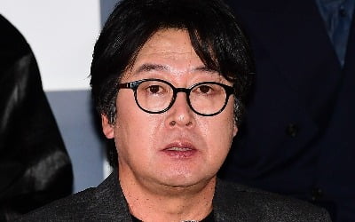 '노량: 죽음의 바다' 김윤석, "얼마나 설득력 있게 이순신 표현할지 고민됐다"