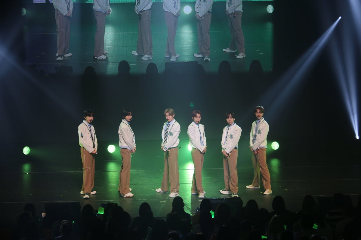 NCT New Team, before debut... Tour of 9 cities in Japan