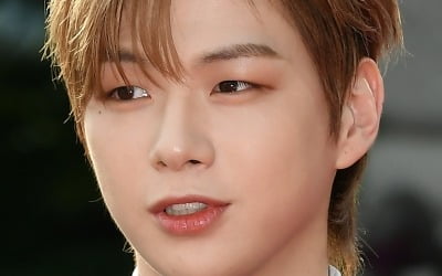 강다니엘 팬클럽 다니티, 베이비 박스에 1210만 원 후원 물품 기부