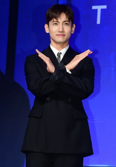 [TEN포토]동방신기 최강창민 '오늘만 20주년 특별한 날'