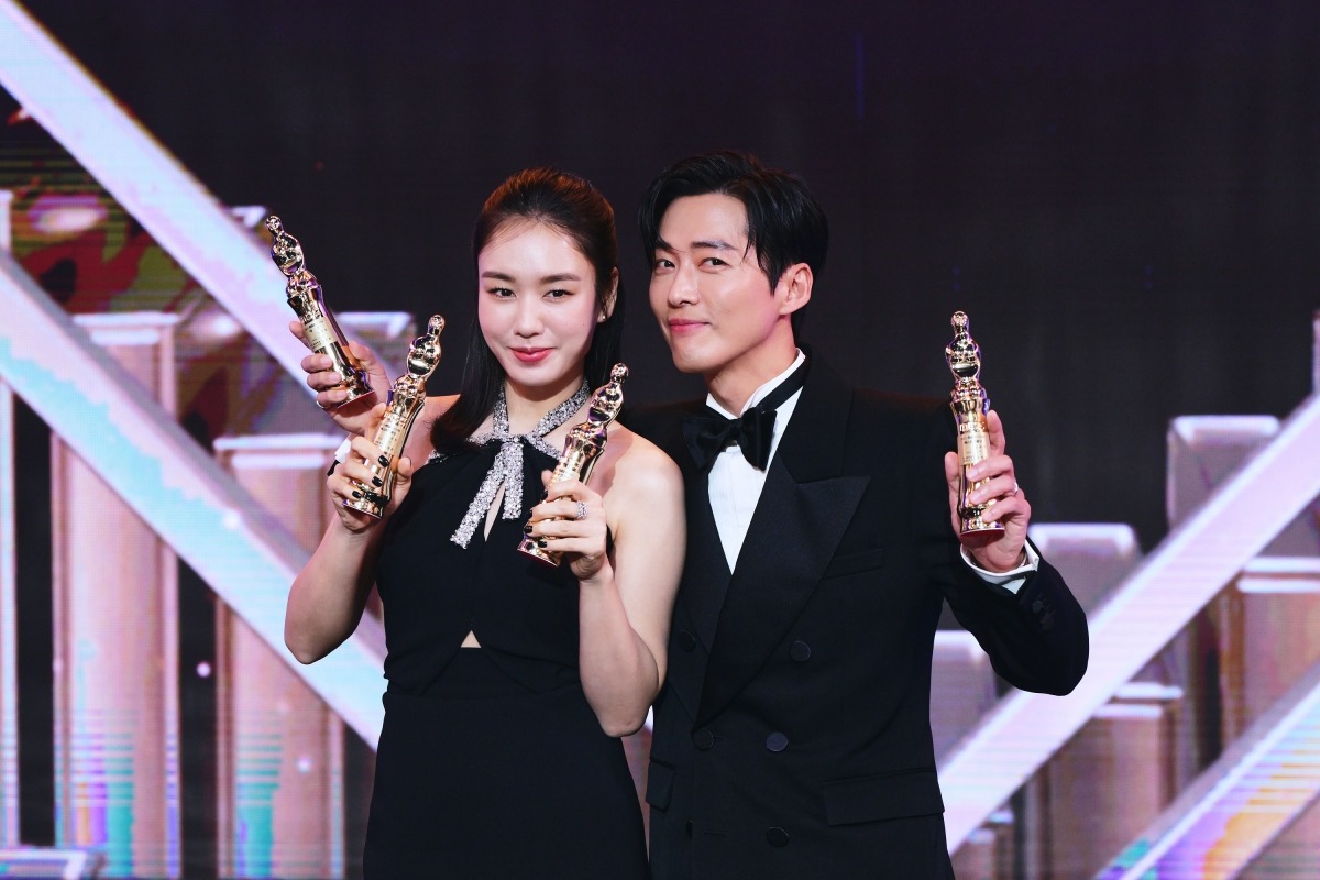 「MBC演技大賞」、チャ・ウンウ、イム・スヒャン大挙「不参加」に固執したパーティー