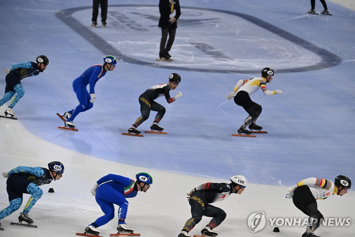 쇼트트랙 박지원, 월드컵 1,000ｍ·남자 계주서 '행운의 은메달'