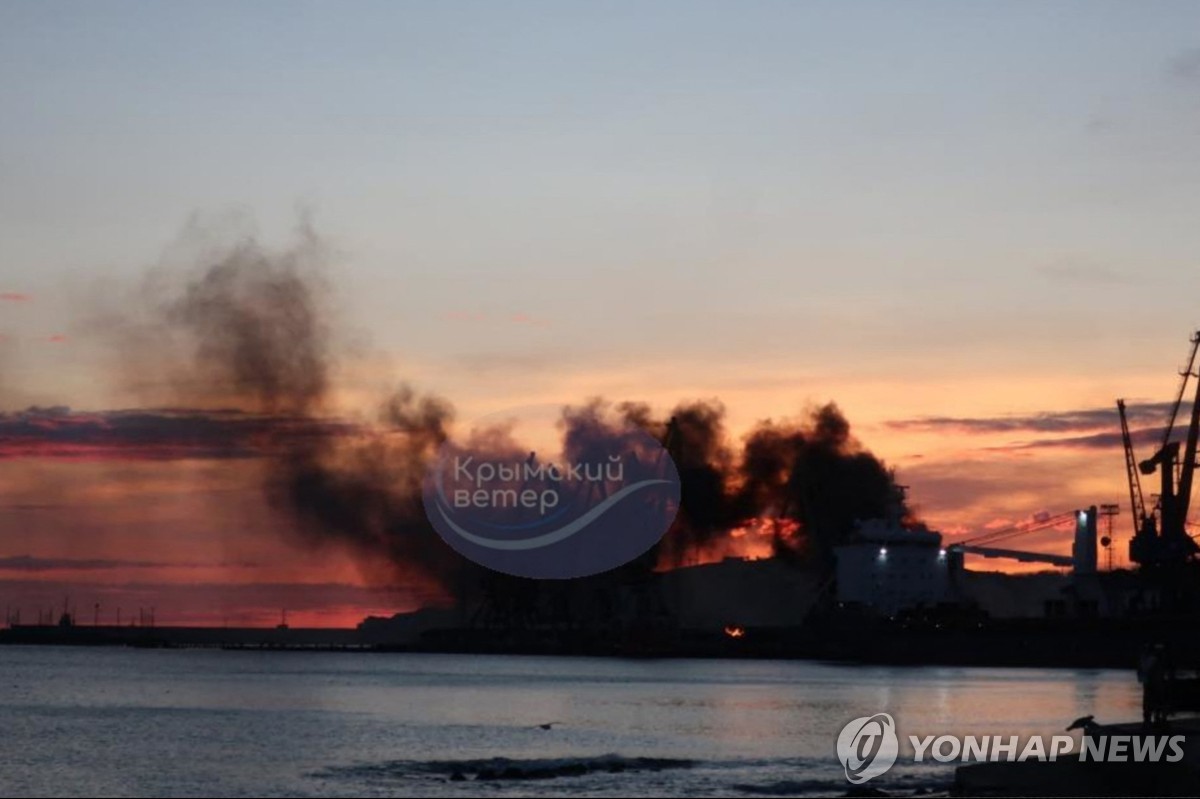 크림반도 공격당한 러, 우크라 기차역에 대규모 공습…다수 사상