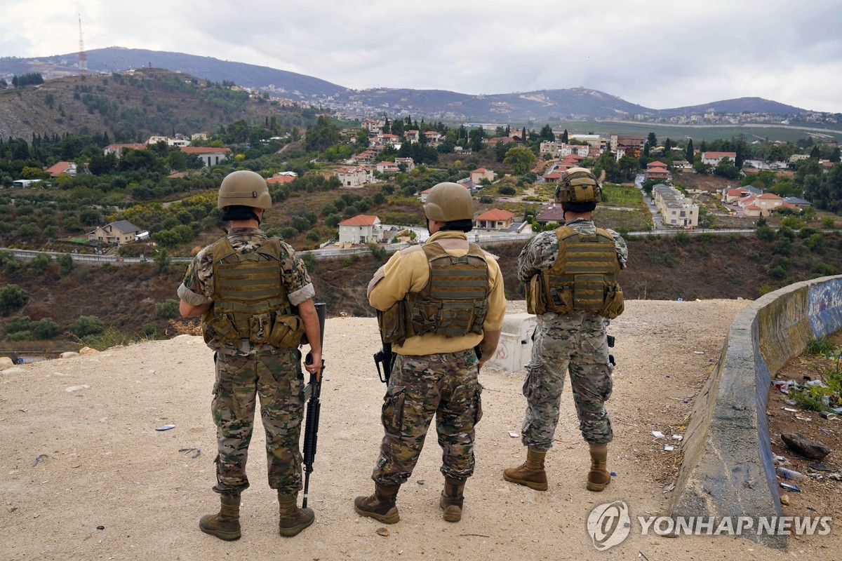 이스라엘, 레바논군 30여차례 공격…'동맹' 미국 또 화났다