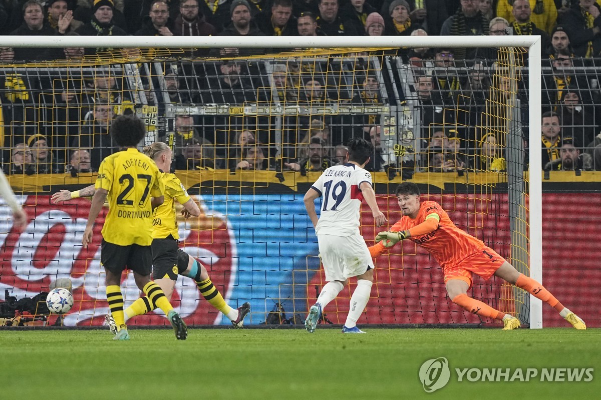 '이강인 68분' PSG, 도르트문트와 1-1 무승부 …UCL 16강 턱걸이