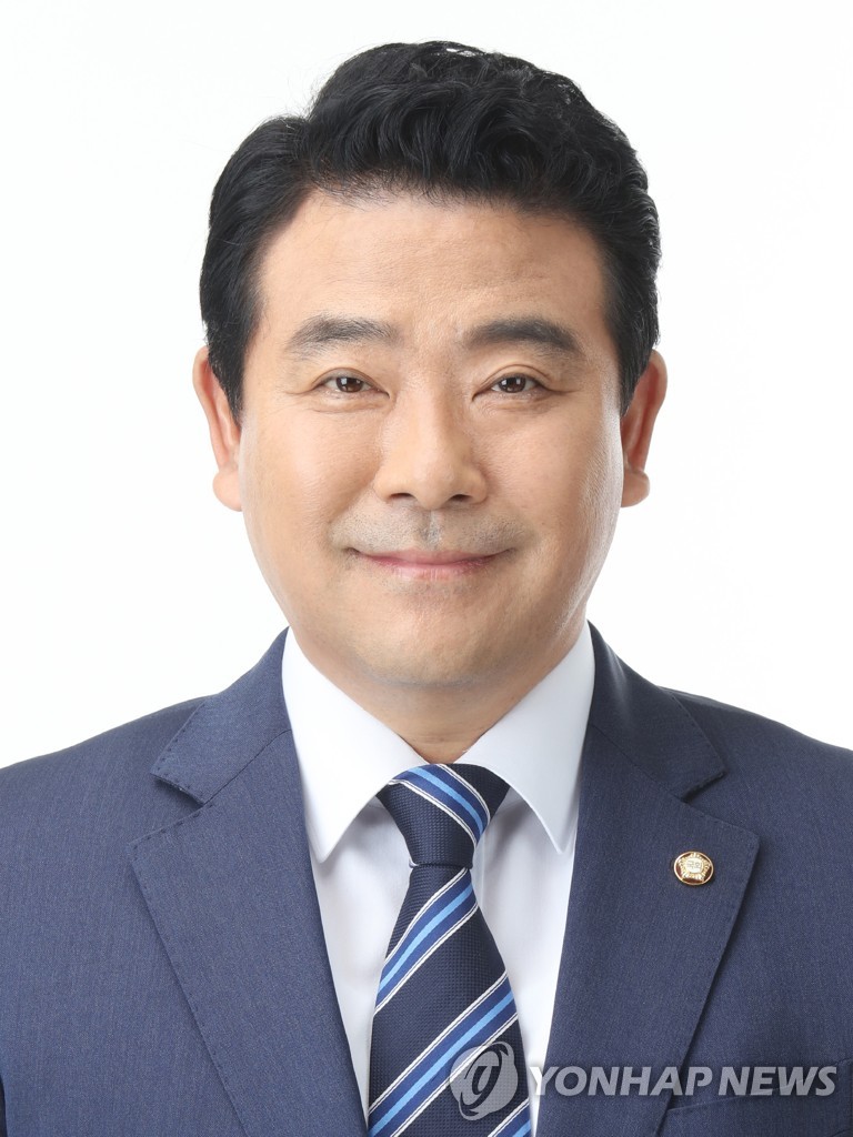 박정 의원 "역사적 죄인 전두환 파주 안장 용납 못 해"