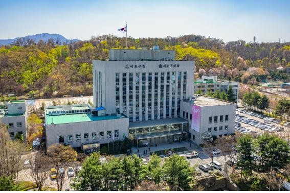 서초구, 대형마트 의무휴업일 평일 전환 추진…서울 첫 사례