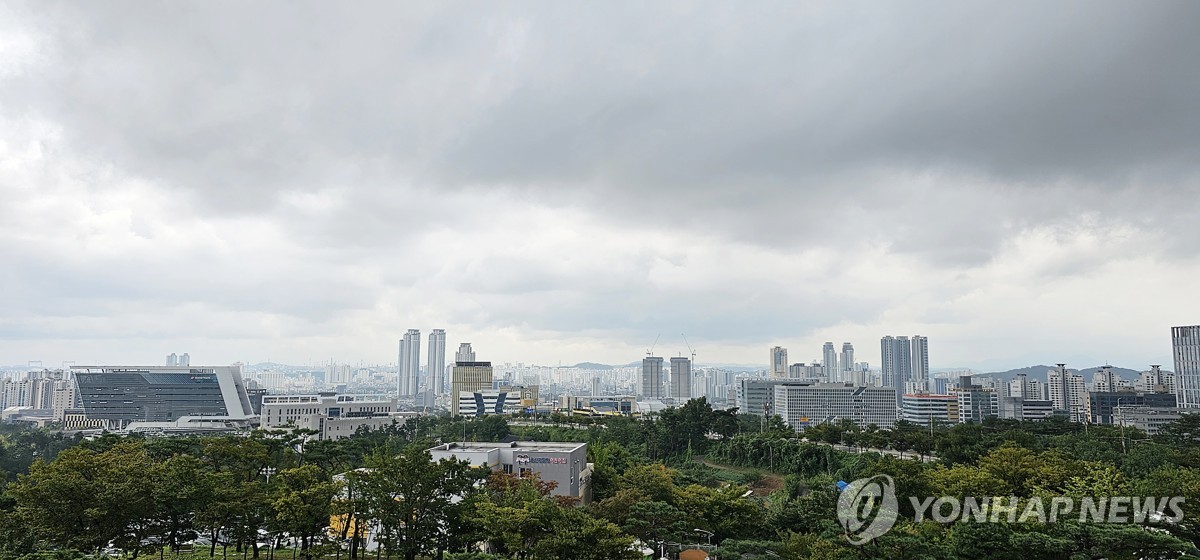 대구·경북 흐리고 비…경북 북부엔 내일까지 100㎜ 이상도