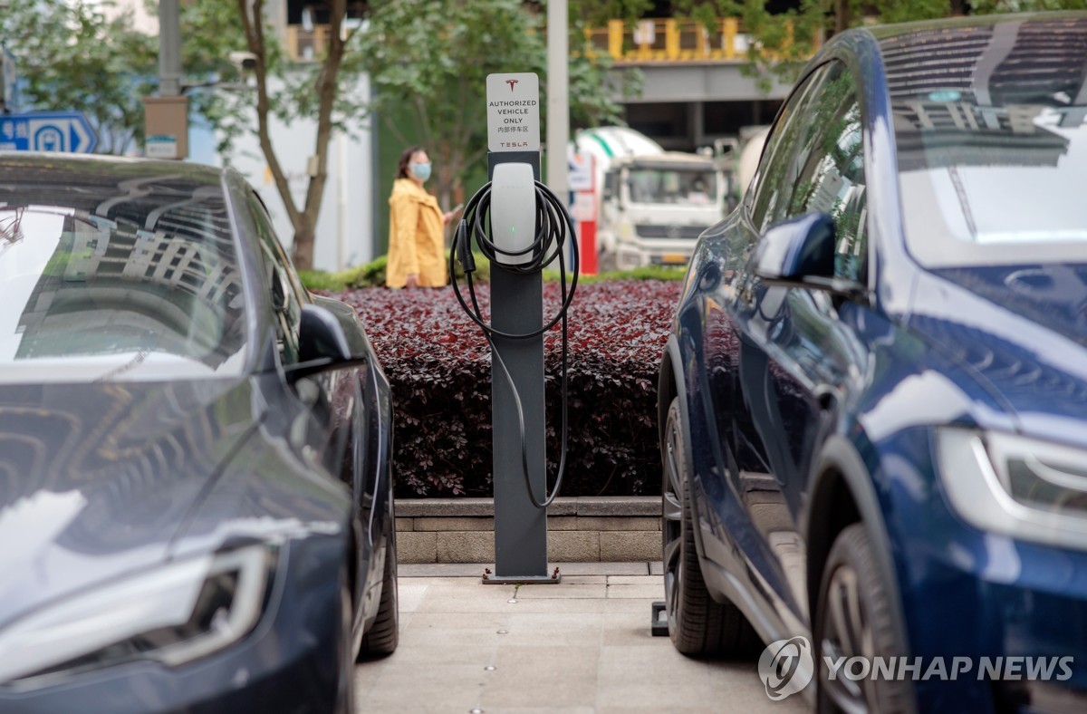 BMW·벤츠, 중국서 전기차 고속충전 네트워크 함께 구축한다