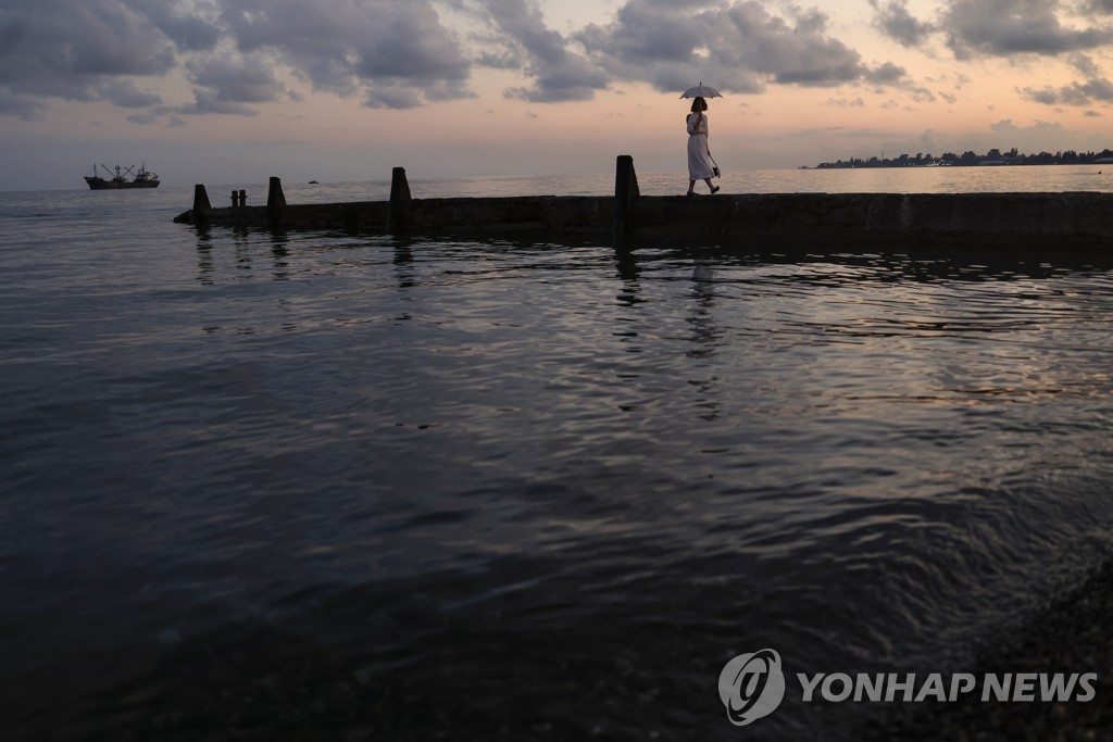 우크라전 휘말리나…러 해군기지 건설에 좌불안석 조지아