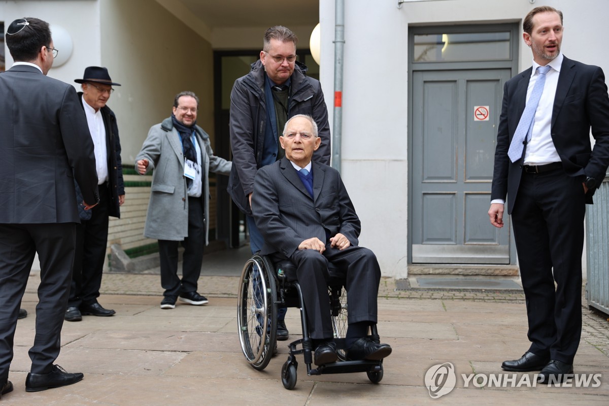 독일 최고원로 정치인 쇼이블레 "유럽 핵억제력 활용해야"