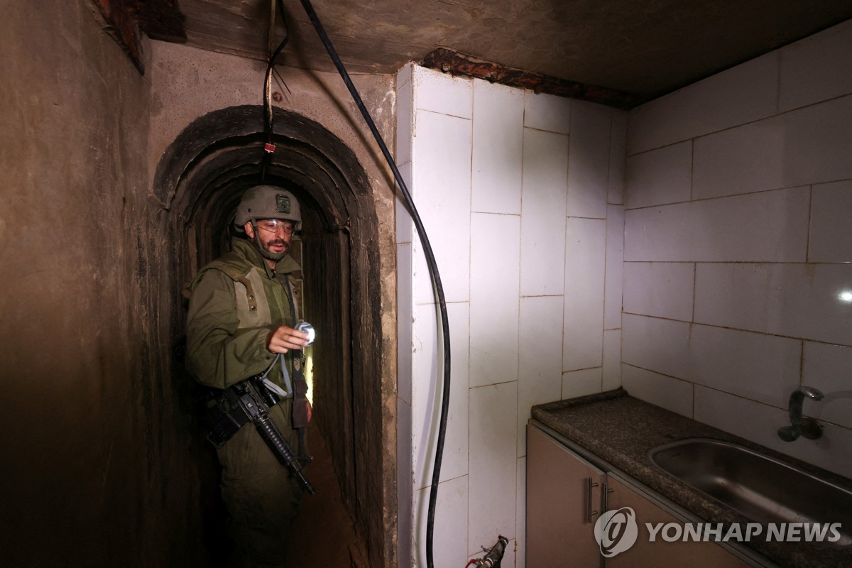 이스라엘군 "하마스 터널 입구 800여개 발견…500여개 파괴"