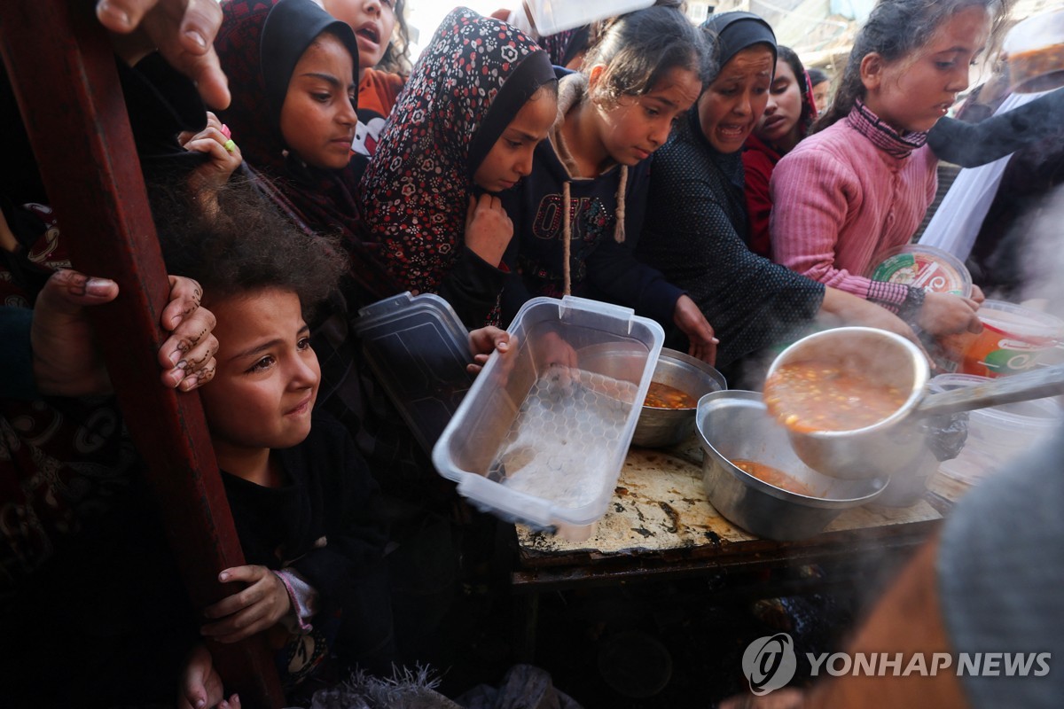 유엔 "가자 인구 절반 굶주림…열에 아홉, 종일 못먹는 날 있어"