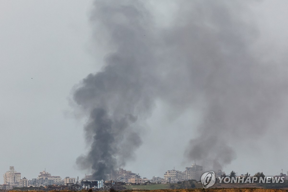 하마스측 "하루만에 350명 사망…누적 1만7천명 넘어"