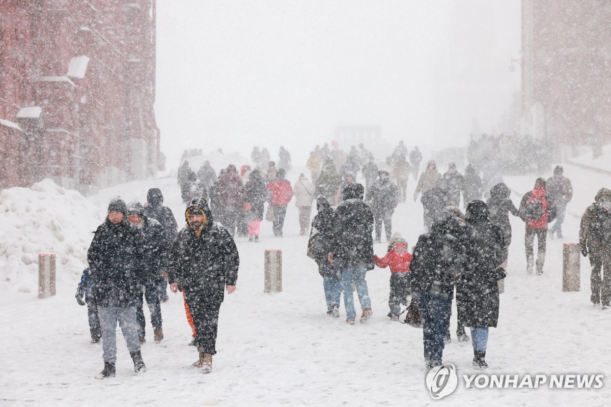 모스크바 폭설에 제설 작업에만 13만5천명 투입