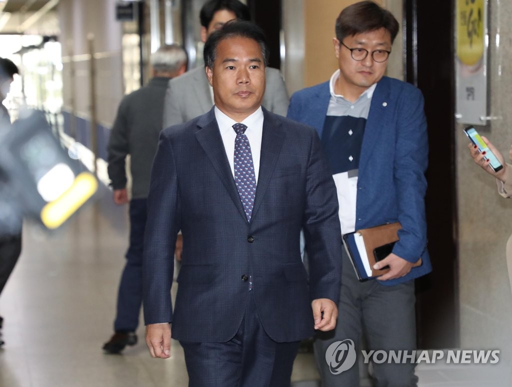 민주, '음주운전·탈당' 논란 이용주 전 의원에 '적격' 판정