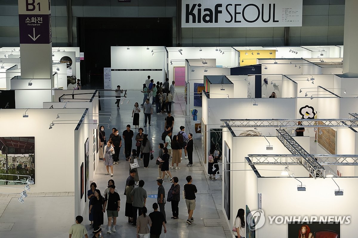 [2023 미술계] 미술시장 부진…한국 미술 해외 전시 활발