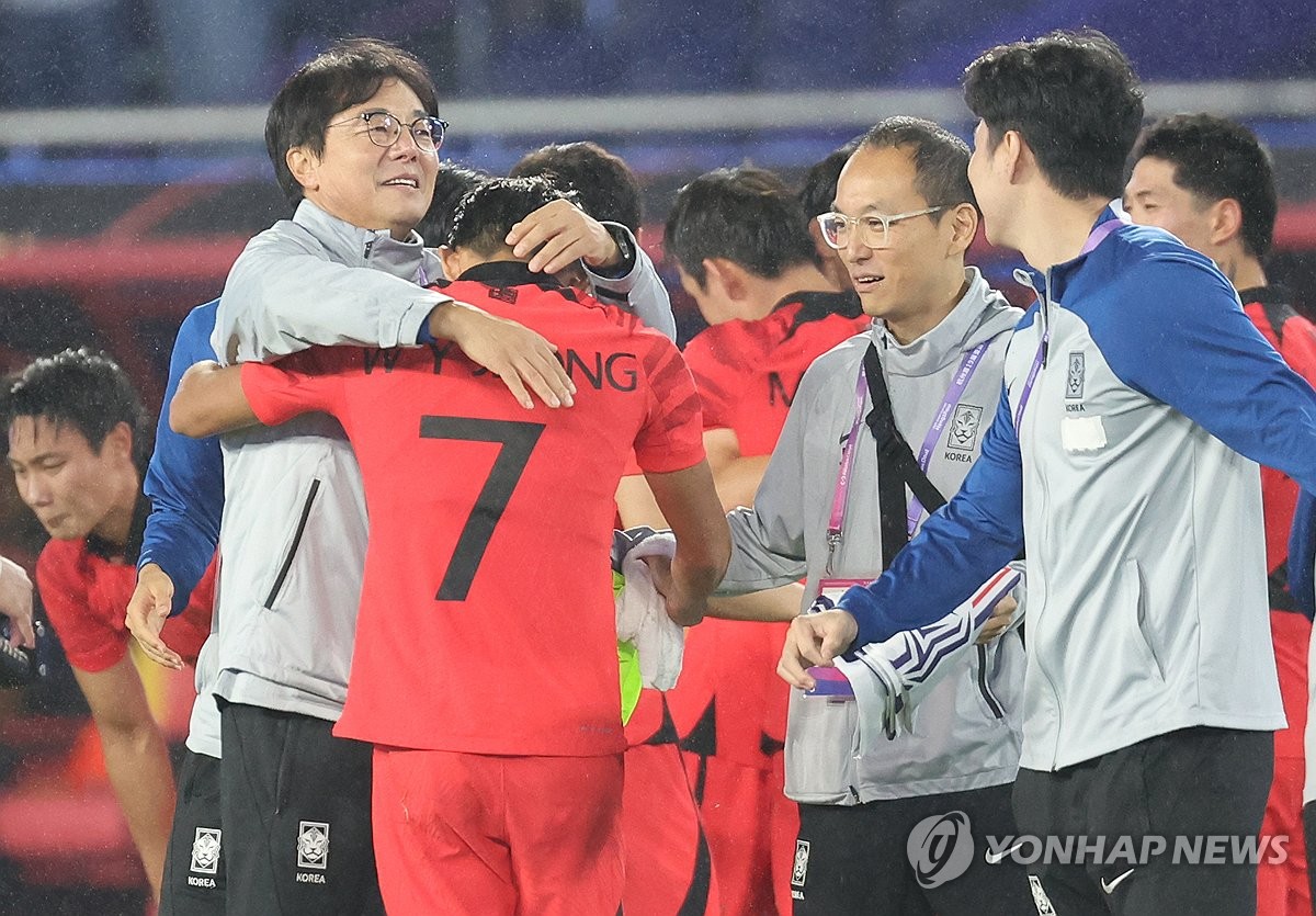 유럽서 새해 여는 황선홍호…실전 조직력 다져 올림픽 예선 대비