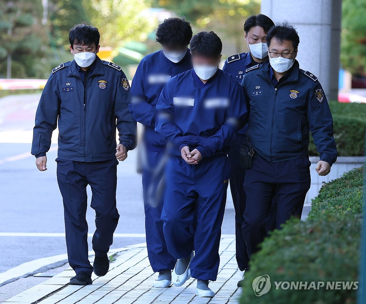 자본시장연구원 "주가조작 사범 실명 공개하고 거래제한 필요"