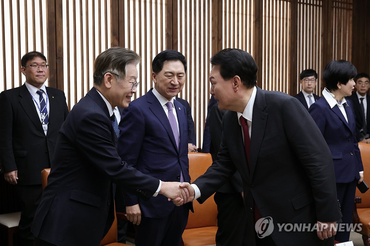 이재명, 대통령 신년인사회 첫 참석…민주 "국민통합 행사되길"(종합)