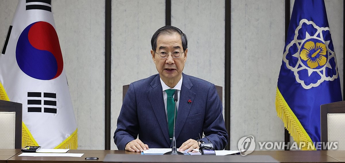 한총리, 野 '김홍일 지명철회' 요구에 "하는 것 보고 평가해야"