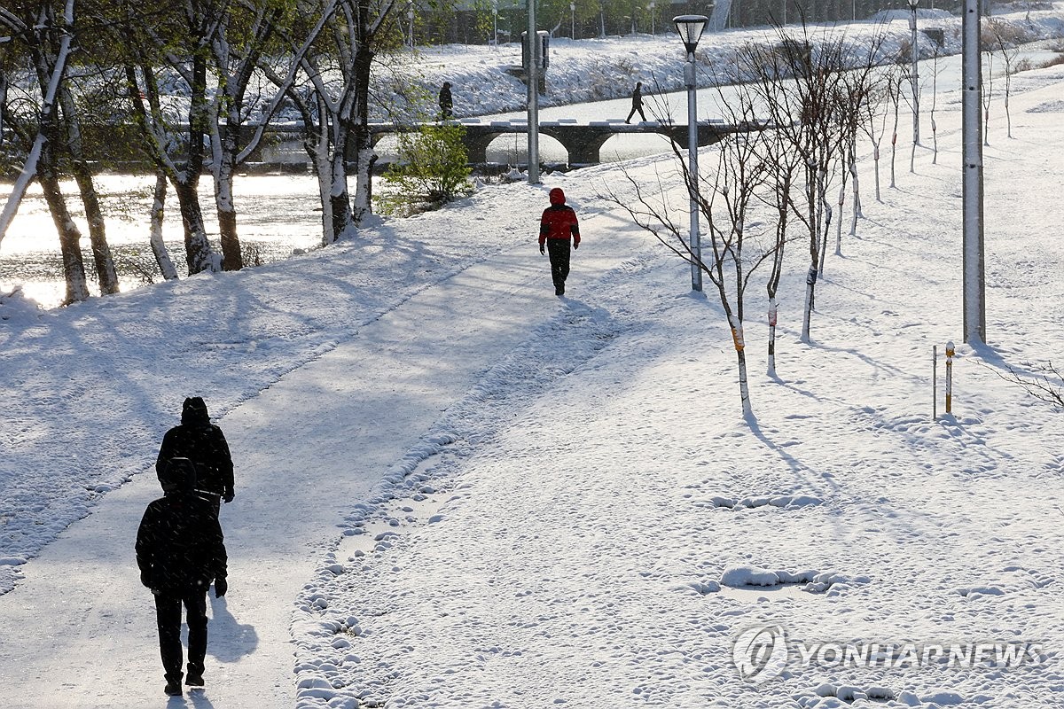 걷기 실천하는 충남도민 늘어…흡연율은 증가