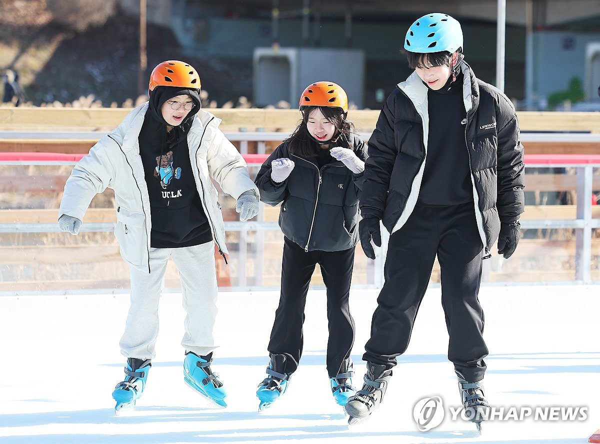 바람까지 강하게 불어 더 추워요…제주도는 눈비