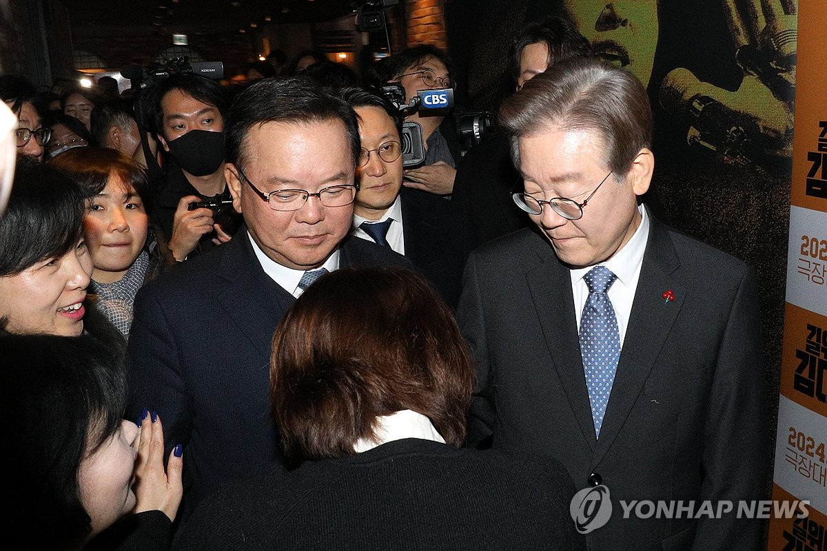 이재명 "백지장도 맞들어야"…이낙연 "아직 혁신 안 이뤄져"(종합2보)