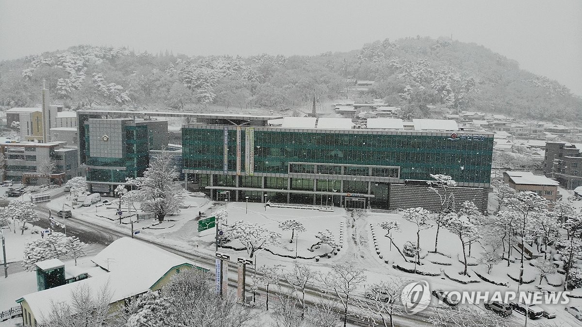 부안군, 전국 최초 대학생 '반값 등록금' 실현