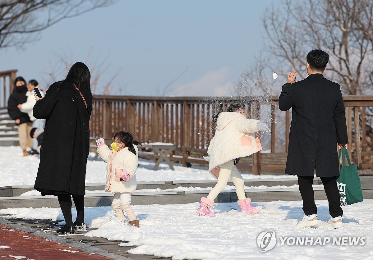 [내일날씨] 토요일 전국 흐리고 눈·비…미세먼지 나쁨·보통