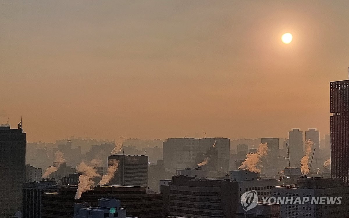 동장군 한걸음 물러나니 '미세먼지' 한발짝 다가왔다