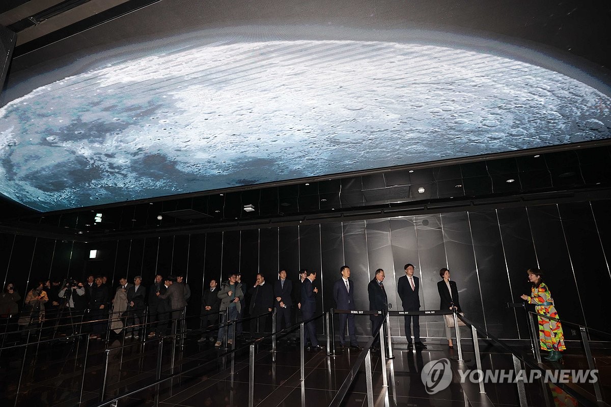 '한국서 달과 가장 가까운 건물'서 만난 달 궤도선 다누리