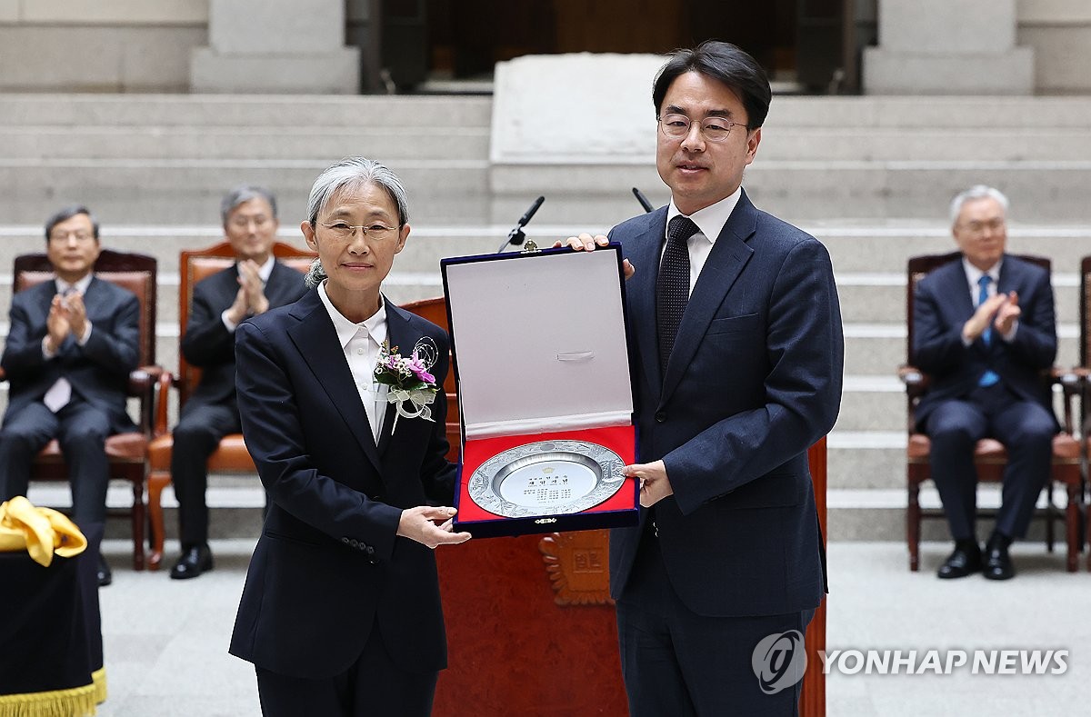 민유숙 대법관 퇴임…"대법관 구성 다양화 중요성 확인됐기를"