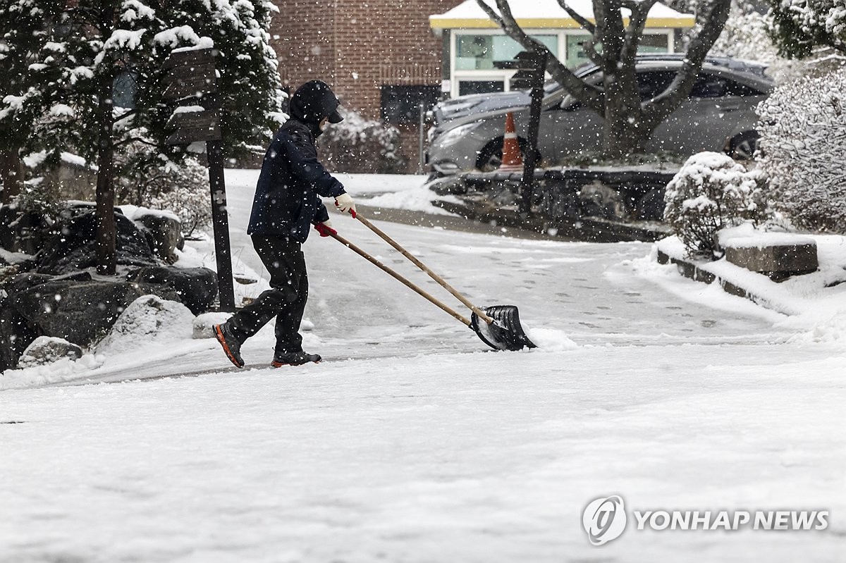 '대설주의보' 인천시 1단계 비상근무…강화도 적설량 8.3㎝