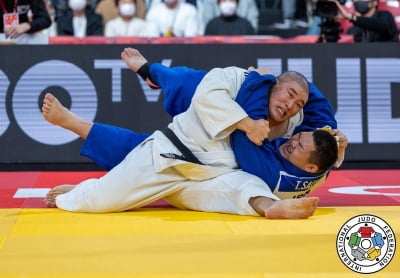 유도 김민종, 도쿄그랜드슬램 은메달…일본 전설의 아들 꺾었다