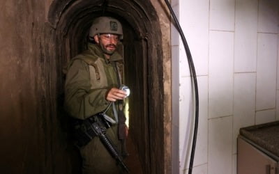 이스라엘군 "하마스 터널 입구 800여개 발견…공습 1만회"