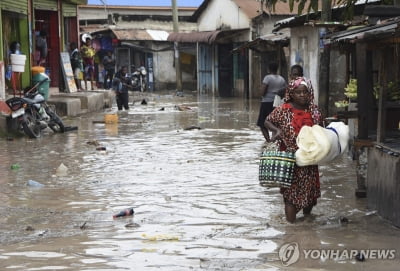 극심한 가뭄겪은 탄자니아 이번엔 홍수…최소 47명 사망