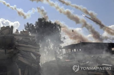 "하마스 기습공격 때 이스라엘 핵미사일 보관기지도 로켓 피격"