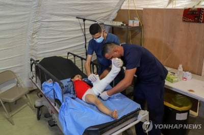 부모도 잃고 다리도 잃어…가자지구 고아들의 고통