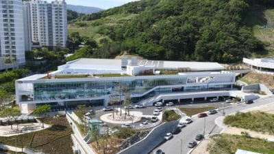 부산 기장군의회 "아쿠아 드림파크 부실, 전 군수 법적 책임"