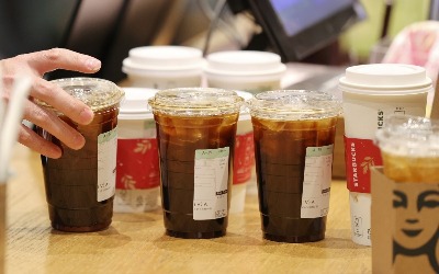 '푸른 용 음료' 뭐길래…새해 벽두부터 수십명 줄섰다