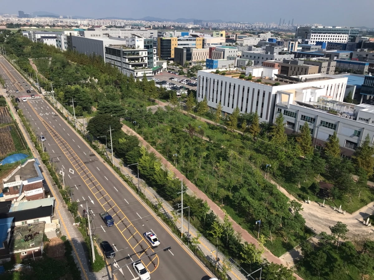 산림청이 경기도 수원에 조성한 도시 숲. 산림청 제공