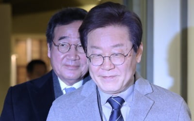 "온라인카지노 끔찍했다, 영원히 만나지 말자"…'탈당 인증' 릴레이